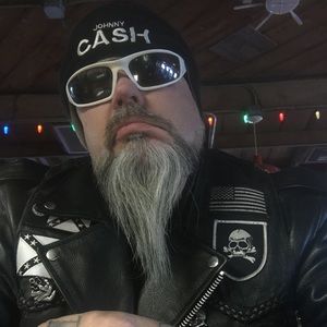 Meet your Posher, Lee